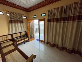 Komodo Homestay - 3