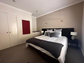 Cardrona Villa with Pool and Jacuzzi - Cardrona - 4