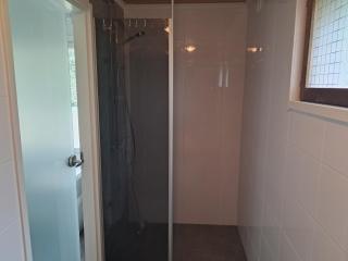 Beautiful 4 Bedroom cottage with wood sauna - - 3