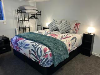 Lilliput lodge, Kelvin Heights, Queenstown - 9