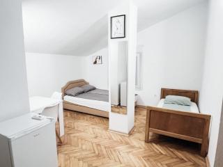 Lalic House Budva - 9