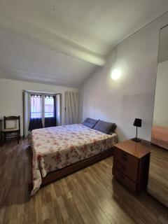 Appartamento completo o Camere private, Lecco Centro vicino alla stazione e al lago - 0