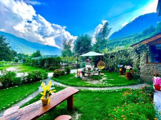 Himalayan Hill Queen Resort, Manali - A Riverside Retreat - Manali - 5