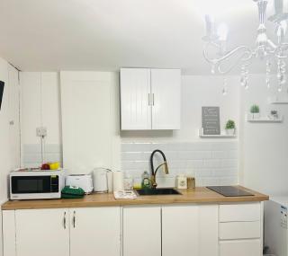The Aspen Suite - Studio in Greater London - 3