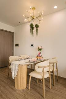 Rosee House -Luxury apartment in vinhomes Greenbay - Hanoi - 5