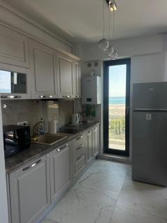 ELIZ Luxury Residence - 8