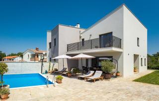 Beautiful Home In Porec - Poreč - 0