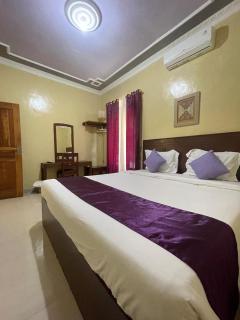 Hotel Manggala Syariah - Pacitan - 0