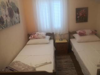 Apartment Ana - Gornji Karin - 5