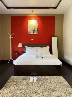 Wyattel Suite - - 1