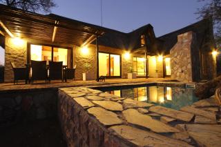Giraffe Lodge - Hoedspruit - 9