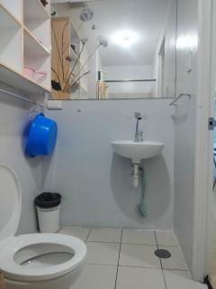 MPlace Staycation South Triangle 17th Floor Tower D - Manila - 7