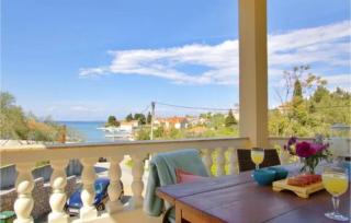 1 Bedroom Lovely Apartment In Lukoran - Lukoran - 9