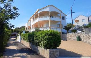 Gorgeous Apartment In Lukoran With House Sea View - 6