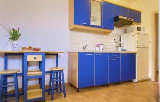 Gorgeous Apartment In Lukoran With House Sea View - 1
