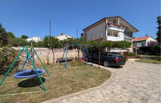 2 Bedroom Cozy Apartment In Banjole - Banjole - 5
