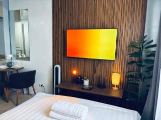 Smart Stay 2600 - North Cambridge Condo - 6