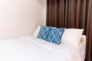 Cozy 1BR Condo in McKinley West - Manila - 8
