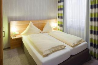 PlusNaturHotel direkt am Ederseeufer Waldhotel Wiesemann und Ferienapartments - 4