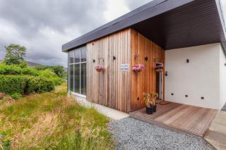 Upscale Central Cottage with Private fitness room and Hot Tub or Terrace - Portree - 9