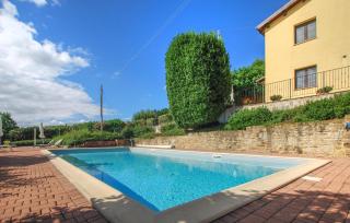4 Bedroom Stunning Home In Mergo - 0