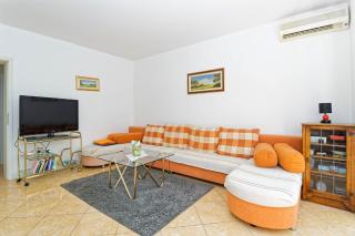 Apartment Mirna by Rent Istria - 2