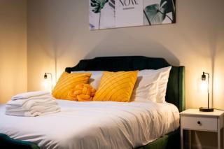 Stylish 2BR Keystone - 4