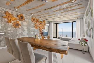 Harmony SeaView Stay with Free Parking and Beach Access - Varna - 0