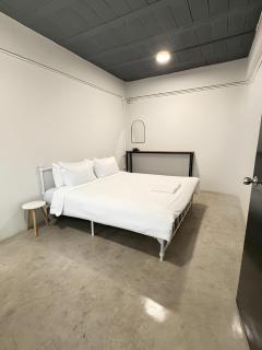 Yellow Place Sukhumvit Soi 2 - เยลโล เพลส สุขุมวิทซอย 2 - 3