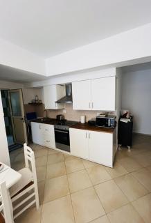 One bedroom apartment in Saranda next to the sea - Saranda - 9