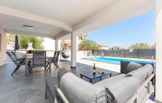 Beautiful Home In Banj With Wifi - Banj - 9