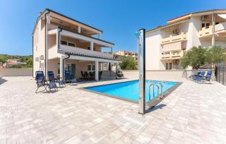 Beautiful Home In Banj With Wifi - Banj - 4