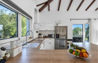 Beautiful Home In Dubrava With Sauna - Dubrava - 8