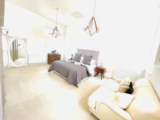 Great Glen Townhouse Inverness - Entire 3 Story Townhouse - 4