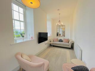 Great Glen Townhouse Inverness - Entire 3 Story Townhouse - 1