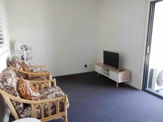 Holiday Business Trip Family Trip or Business Trip Comfortable Entire Apartment - Springvale - 8