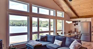 Family-Friendly Lake Chalet, Spa, Canoes & Game Room Fun - 7