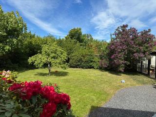 Family-Friendly Villa In Quiet Neighbourhood - 7