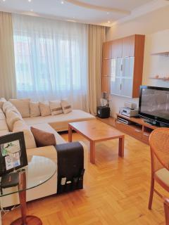 Top Center SofiaLuxRentals Patriarh Evtimiy Apartment - FREE PARKING - Sofia - 0