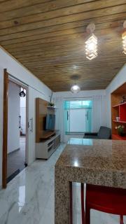 Casa Bromélia - 2 quartos, 4 minutos da praia do Mundaí - 5