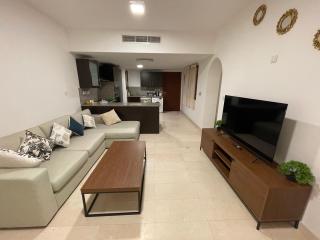 Beachfront Apartment with Pool & Stunning View - 1