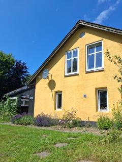 Hyggeligt hus på landet - Ansager - 0