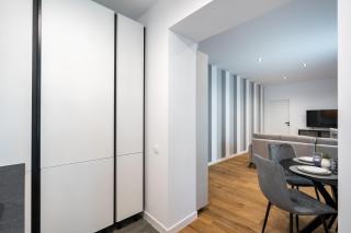 Maze Stripe 1 BR Apartment in One Cotroceni - Bucharest - 1