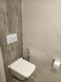 Eke's Place - 4