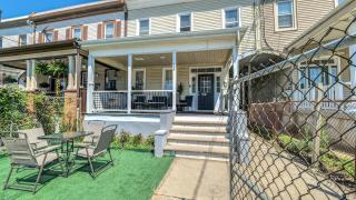 Modern 4BR Near Beach, Casinos & Waterpark - 1