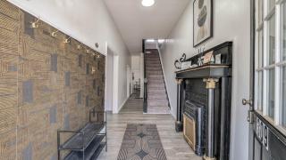 Modern 4BR Near Beach, Casinos & Waterpark - 2