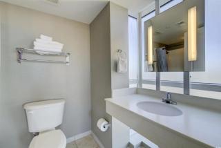 Oversized 2 Bedroom Oceanview Condo! 2 King Beds! Oceans One 701 - Myrtle Beach - 2