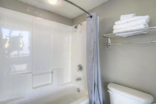Oversized 2 Bedroom Oceanview Condo! 2 King Beds! Oceans One 701 - Myrtle Beach - 1
