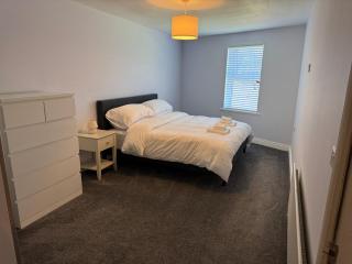 Fully refurbished - Park View 2 Bed - Belfast - 7