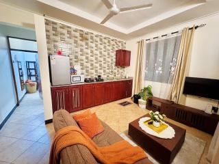 Cozy Lounge - 0